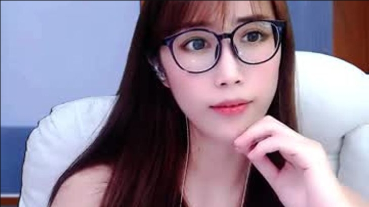 ASMR 听着她的声音好好睡一觉